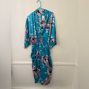 ZHong Sang Women’s Plus Sz Satin Kimono Robe - Pockets-Tie Close - Sz 3XL-NWT